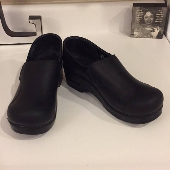 dansko size 40 equivalent